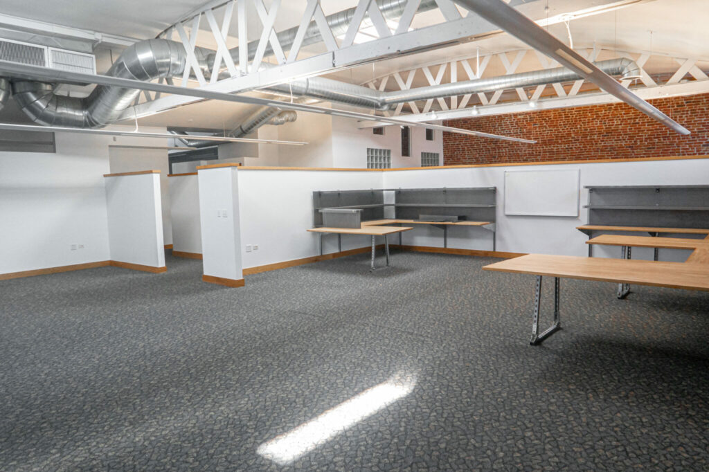 SAM_6290 2737 office